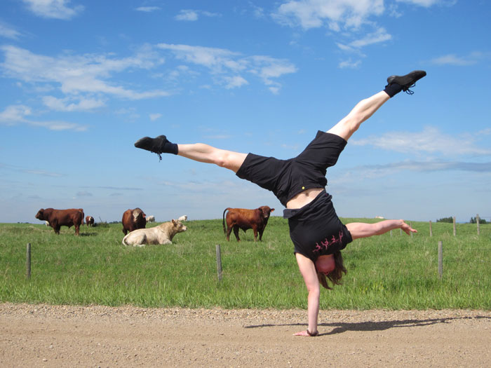 Kirsty Grosart One-Arm Handstand