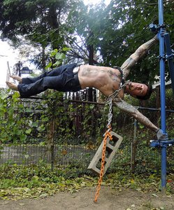Danny Kavadlo Weighted Human Flag